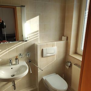 Zimmer mit Queensize-Bett